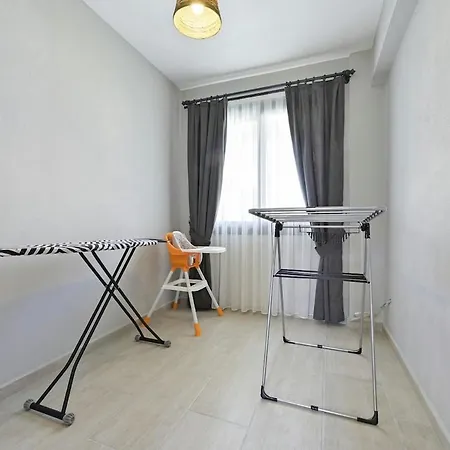 וילה Bendis - For 8 People In The Center Of