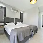 Villa Bendis - For 8 People In The Center Of