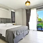 Bendis - For 8 People In The Center Of Villa Fethiye