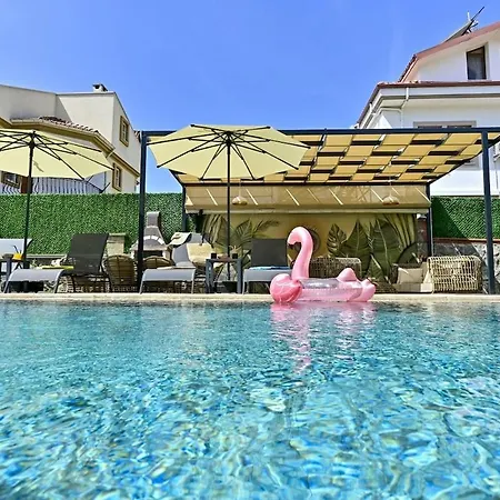 Bendis - For 8 People In The Center Of Fethiye