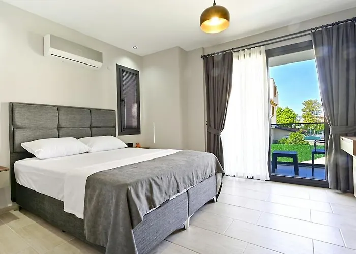 Bendis - For 8 People In The Center Of Villa Fethiye