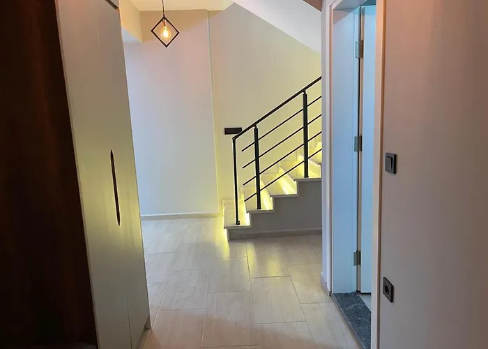Bendis - For 8 People In The Center Of Villa *