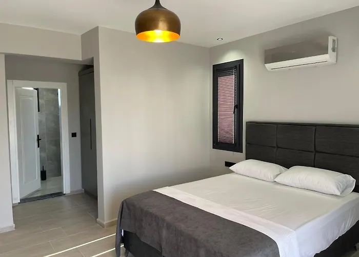 Bendis - For 8 People In The Center Of * Fethiye