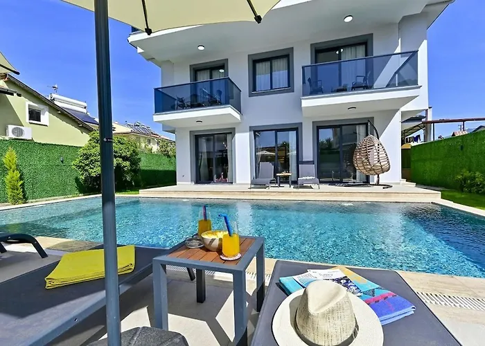 Bendis - For 8 People In The Center Of Villa *