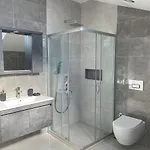 Bendis - For 8 People In The Center Of Villa